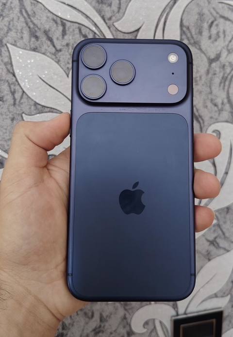 IPhone 17 Pro Max, 256 GB, Mavi — 2 000 ₼ · Şəki · Apple iPhone IPhone 17 Pro Max, 256 GB, Mavi — Şəki