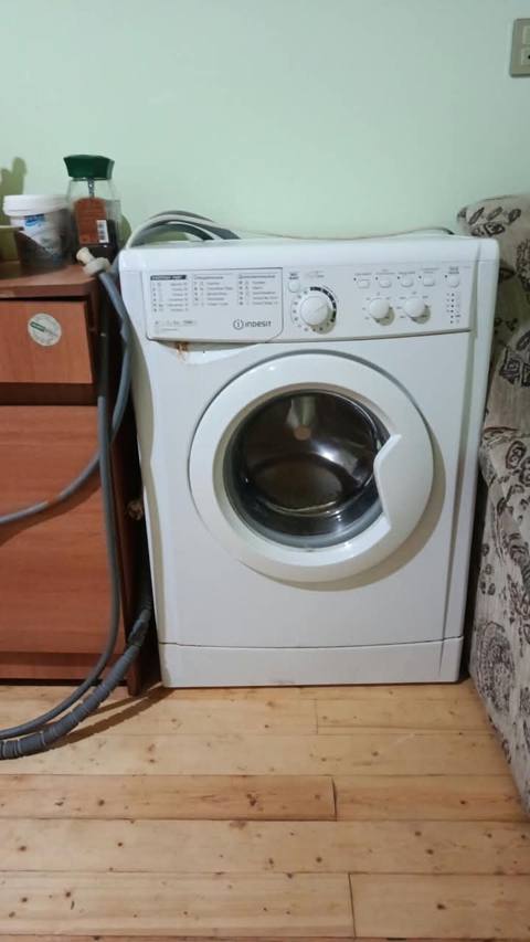 Paltaryuyan maşın Indesit, 5 kq, İşlənmiş, Avtomat, Qurutma var, Kredit yoxdur, Ünvandan götürmə — 130 ₼ · Хырдалан · Çamaşır maşınları Paltaryuyan maşın Indesit, 5 kq, İşlənmiş, Avtomat, Qurutma var, Kredit yoxdur, Ünvandan götürmə — Хырдалан