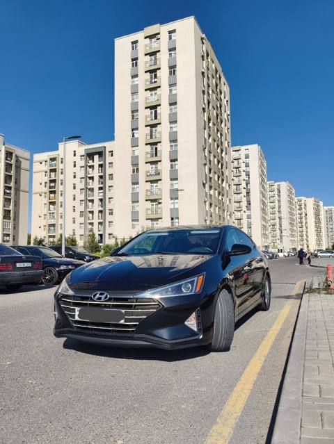 Hyundai Elantra: 2 l 2020 il Sedan — 24 900 ₼ · 2020 · 82 km · Baku, Nərimanov · Avtomobillər Hyundai Elantra: 2 l 2020 il Sedan — Baku