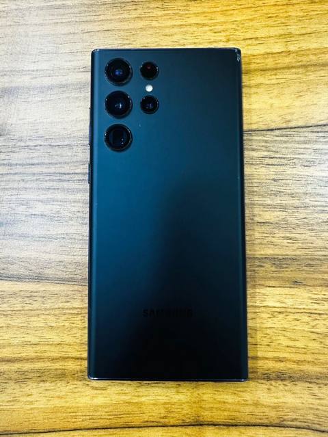Samsung Galaxy S22 Ultra, 256 GB, rəng - Qara, Simsiz şarj — 600 ₼ · Bakı · Samsung Samsung Galaxy S22 Ultra, 256 GB, rəng - Qara, Simsiz şarj — Bakı