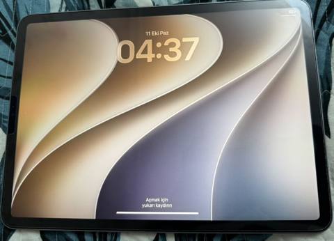 İPad Pro M2 inch Face id işlemir arxasında görünmeyen balaca batıq var — ლეპტოპები და პლანშეტები