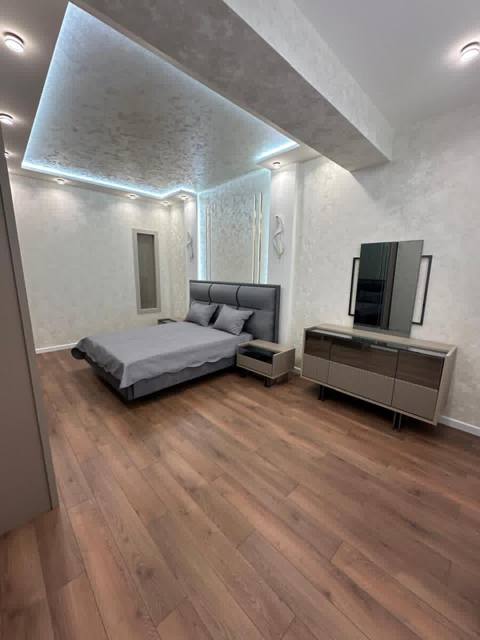 İcarəyə verilir 3 otaqlı yeni tikili 100 m² — Bakı
