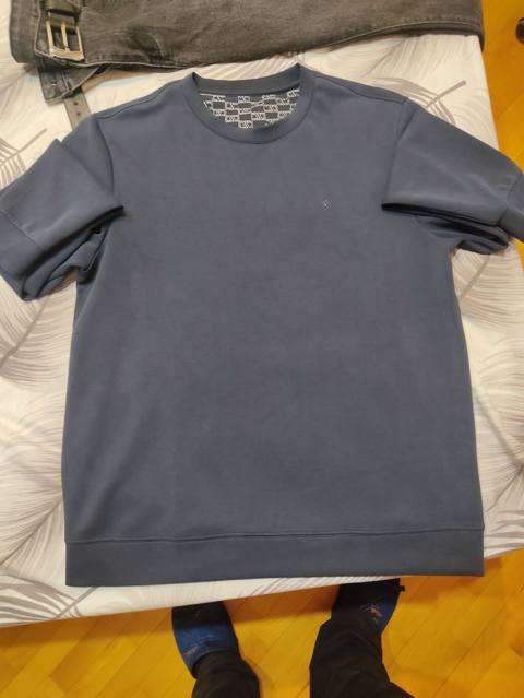 Kişi üçün uzunqol sviter/svitşot dəsti. Şəkillərdə 4 fərqli model — 80 ₼ · Баку · Hodie və sviter Kişi üçün uzunqol sviter/svitşot dəsti. Şəkillərdə 4 fərqli model — Баку