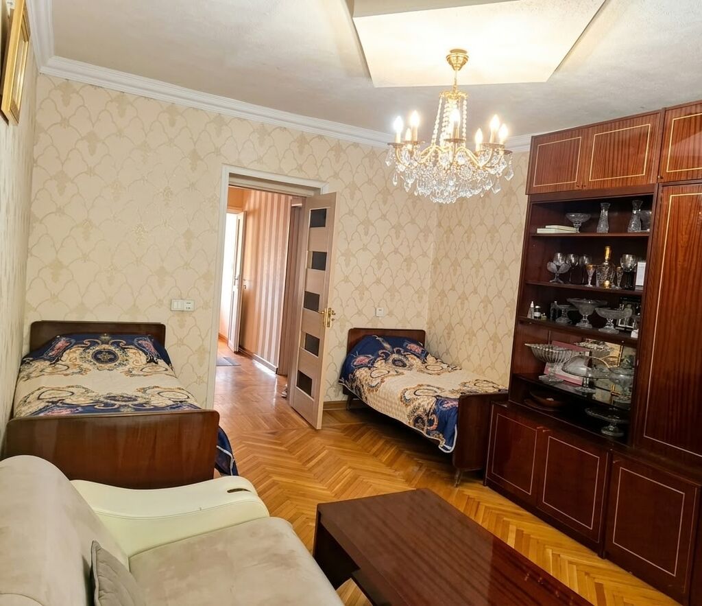 Gəncə, 3 otaqlı, Köhnə tikili, 68 kv. m — Mənzil, Gəncə (4)