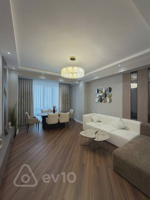 3 otaqlı mənzil, 113 m², S.S.Axundov — Баку