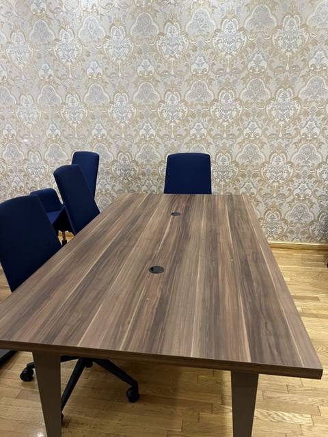 Ofis üçün görüş/iş masası - Forma: düzbucaqlı, 6 nəfərədək rahat — Baku