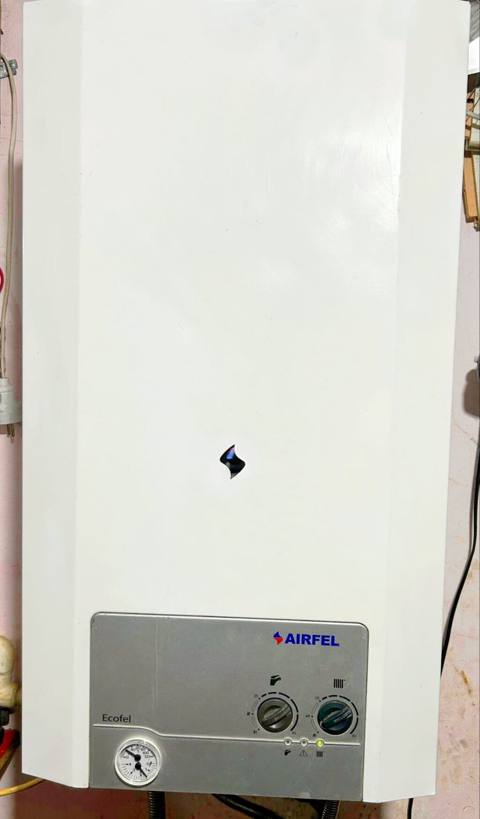 Airfel 24² kilovat Türkiyənindi Tam işlək 299 azn. Xırdalan Pərvin — 299 ₼ · Баку · Kombilər Airfel 24² kilovat Türkiyənindi Tam işlək 299 azn. Xırdalan Pərvin — Баку