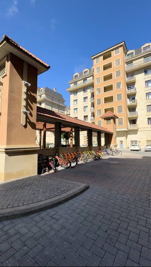 Satılır: 4 otaqlı mənzil, 160.3 m², 3/8 mərtəbə — Mərkəzi Bulvar küçəsi — Недвижимость