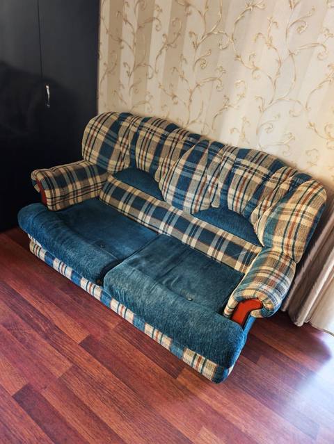 İşlənmiş, Divan-kravat, Divan — 260 ₼ · Дигях · Yumşaq mobilya dəstləri İşlənmiş, Divan-kravat, Divan — Дигях