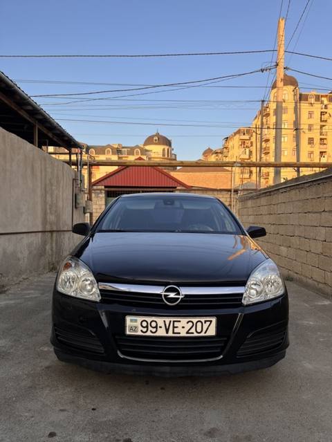 Opel Astra: 1.3 l 2007 il 434600 km Hetçbek — 9 500 ₼ · 2007 · 434 600 km · Khirdalan · Avtomobillər Opel Astra: 1.3 l 2007 il 434600 km Hetçbek — Khirdalan