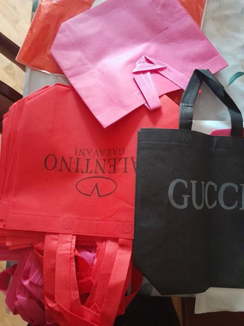 Gucci, Yeni — 2 ₼ · Bakı · Çantalar, çamadanlar, cüzdanlar Gucci, Yeni — Bakı