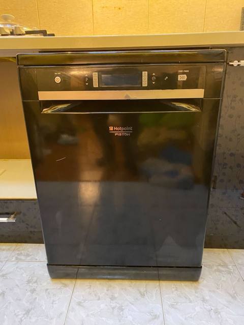 HotpointAriston qabyuyan maşın Yaxşı və işlək vəziyyətdə Qiymət 250 — 250 ₼ · Дигях · Qab yuyucu maşınlar HotpointAriston qabyuyan maşın Yaxşı və işlək vəziyyətdə Qiymət 250 — Дигях