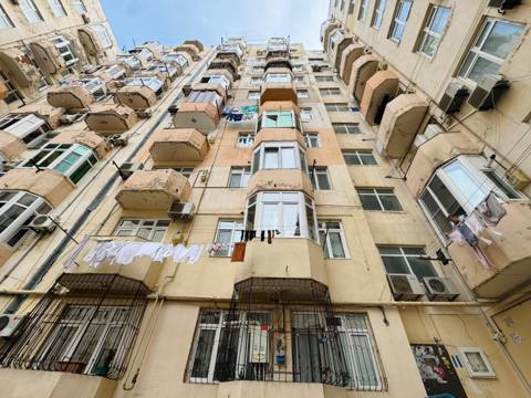 Satılır: 3 otaqlı mənzil, 130 m², 7/10 mərtəbə — Elçin İsmayılov küçəsi — 220 000 ₼ · 3 бөлмө · 130 m² · 7/10 кабат · Баку · Mənzil Satılır: 3 otaqlı mənzil, 130 m², 7/10 mərtəbə — Elçin İsmayılov küçəsi — Баку