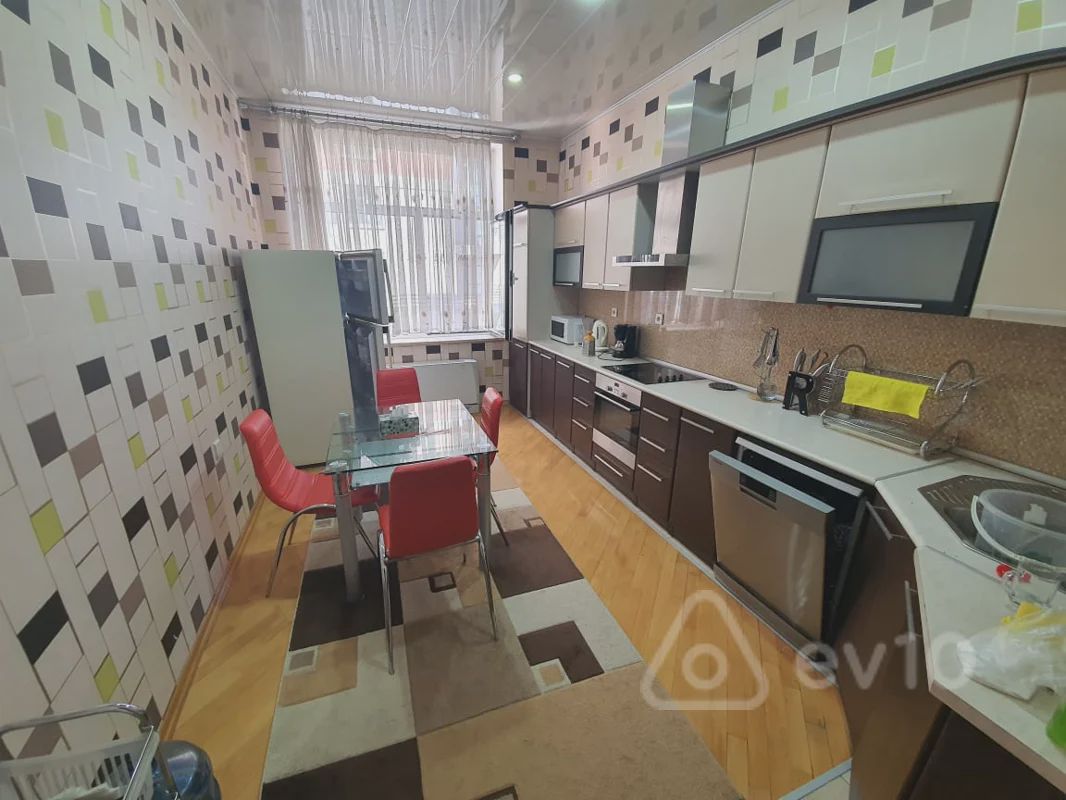 For sale: 3-room apartment (new building), 141 m² — Mənzil, Bakı (12)