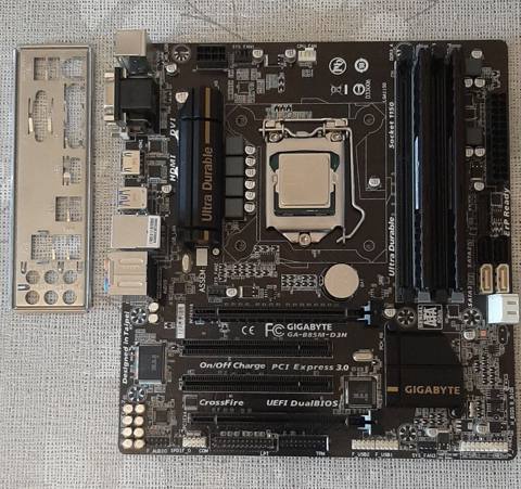 Bundle satılır - 135 AZN Ana plata Gigabyte GA-B85M-D3H CPU — Компьютерлер және ноутбуктер