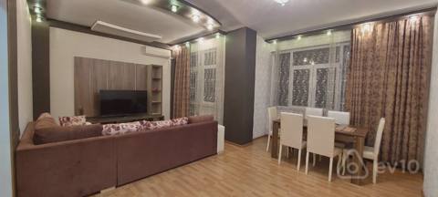 3 otaqlı mənzil, 100 m², Yusif Səfərov küç — kirayə — Nurlan bəy