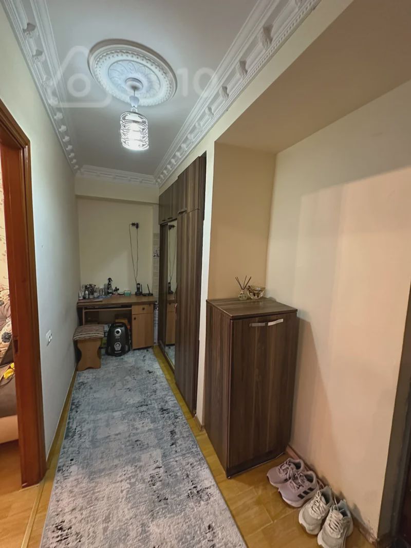 For sale: 2-room apartment (old building), 35 m² — Mənzil, Bakı (5)