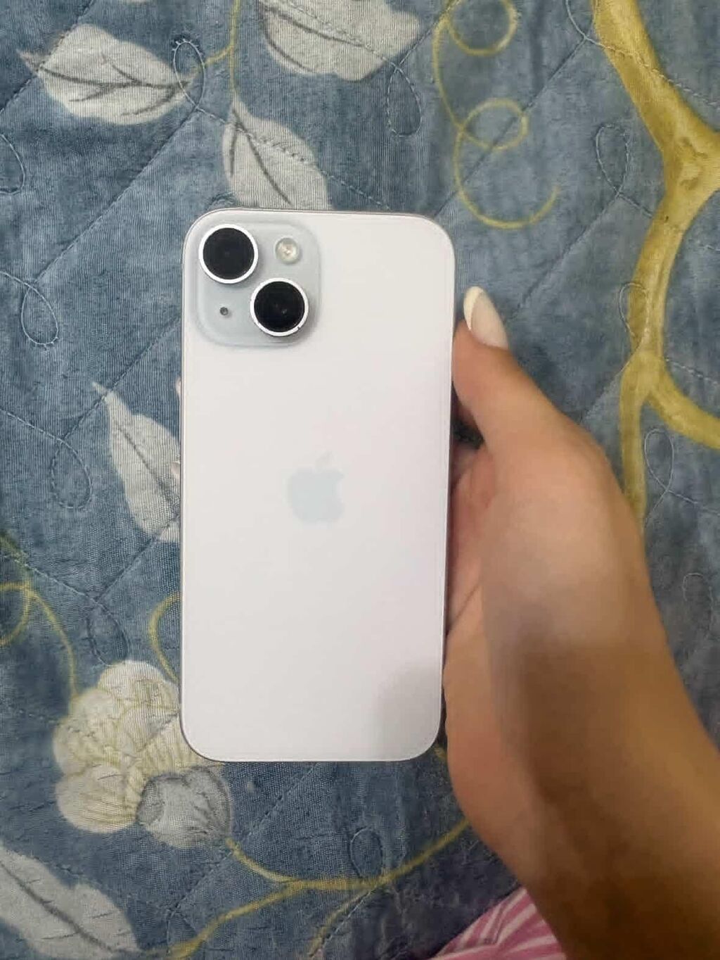 IPhone 15, Ağ, Face ID — Apple iPhone, Bakı (3)