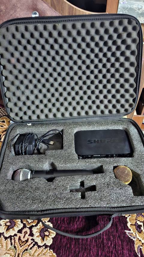Super Mikrafon Shure GLXD2/GLXD4Z simsiz mikrofon dəsti. Qiymetde — Baku