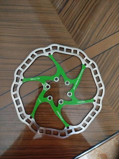 Velosiped üçün disk əyləc rotoru 180 mm. Rotorun üzərində — 11 ₼ · Saray · Əymə sistemi Velosiped üçün disk əyləc rotoru 180 mm. Rotorun üzərində — Saray