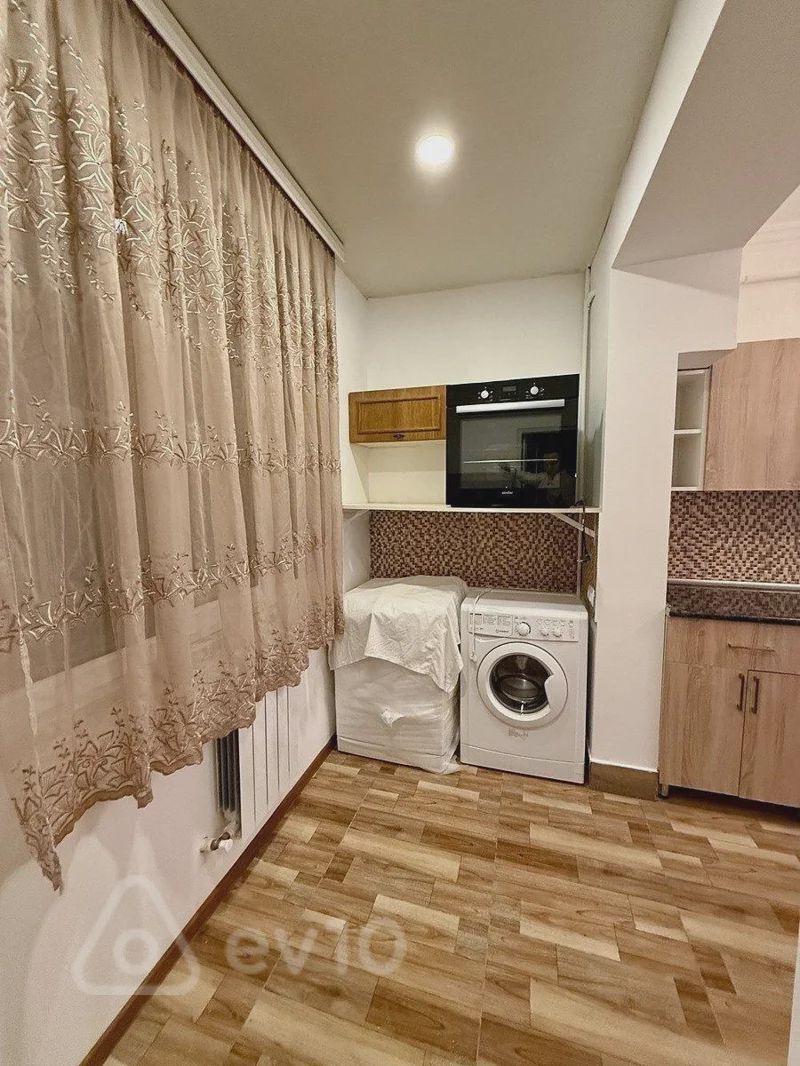 For rent: 3-room apartment (old building), 90 m² — Mənzil, Bakı (5)