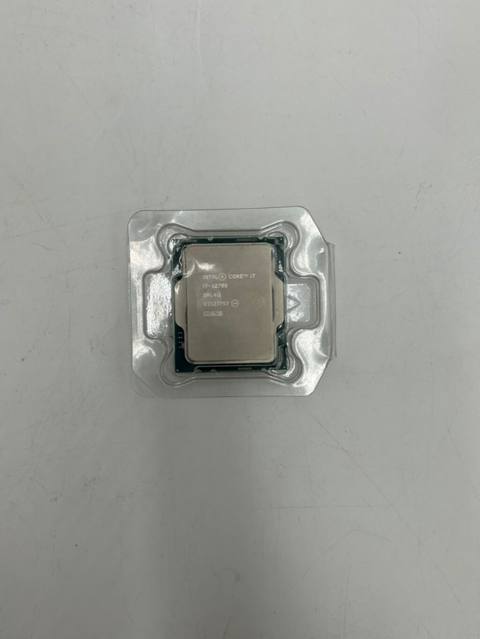 Prosessor Intel Core i7 i7 12700, 4 GHz, 8 nüvə, İşlənmiş — 455 ₼ · Баку · Prosessor Prosessor Intel Core i7 i7 12700, 4 GHz, 8 nüvə, İşlənmiş — Баку