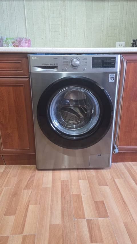 Lg paltaryuyan masin 9kq. Satilir 500azn. Unvan Hezi Aslanov Nigaz — Bakı