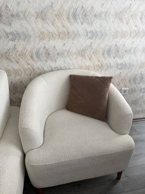 Minimalist üslubda yumşaq oturma dəsti - Tərkib: 1 ədəd üçyerlik — 1 100 ₼ · Баку · Yumşaq mobilya dəstləri Minimalist üslubda yumşaq oturma dəsti - Tərkib: 1 ədəd üçyerlik — Баку
