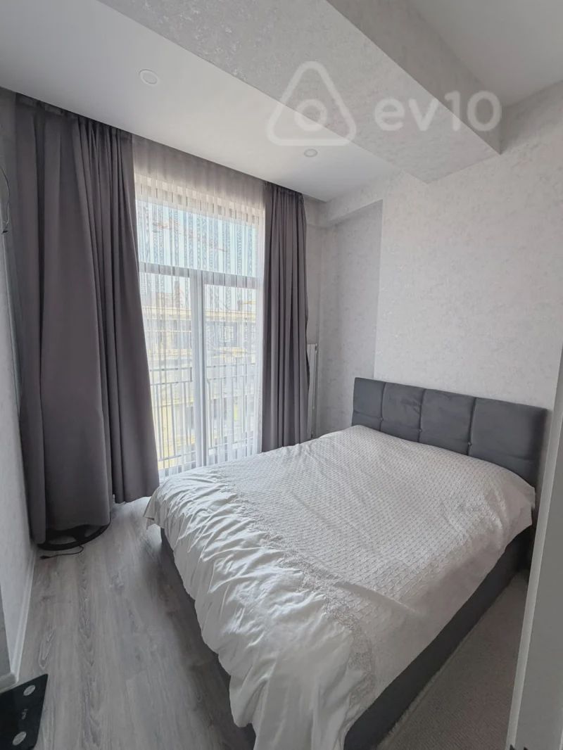 For sale: 2-room apartment (new building), 45 m² — Mənzil, Bakı (7)