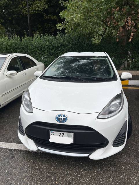 Toyota Aqua: 1.5 l 2019 il Hetçbek — Baku