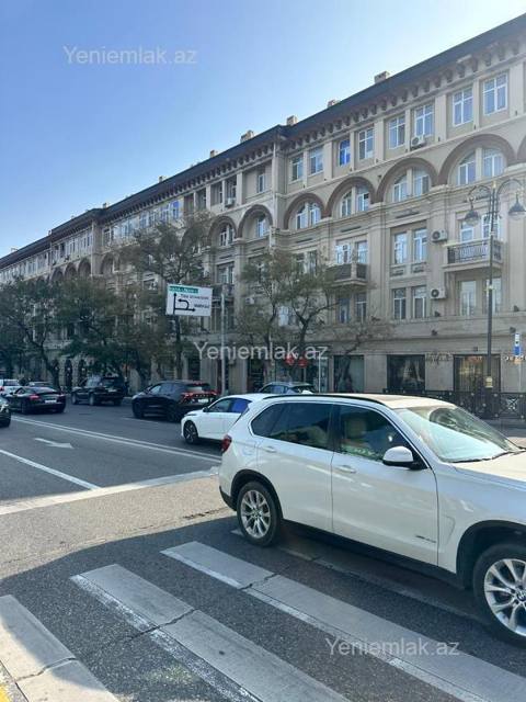 Satılır 3 otaqlı Bina evi menzil (Köhnə tikili), 92 m², Nəsimi rayonu — 350 000 ₼ · 3 rooms · 92 m² · floor 2/5 · Baku, Nəsimi · Mənzil Satılır 3 otaqlı Bina evi menzil (Köhnə tikili), 92 m², Nəsimi rayonu — Baku