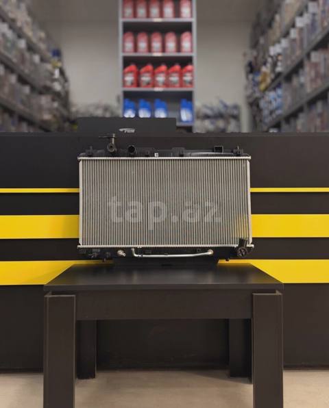 Su radiatoru Toyota RAV4 2000-2005 2.0 — 110 ₼ · Bakı · Soyutma sistemi Su radiatoru Toyota RAV4 2000-2005 2.0 — Bakı