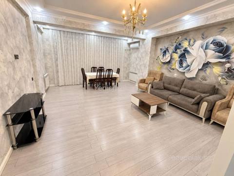 Kirayə 3 otaqlı Bina evi menzil (Yeni tikili), 120 m², Yasamal rayonu — Cəmilə xanım