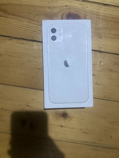 Apple iPhone 11 qutusu – 128 GB versiya üçün orijinal qablaşdırma — Баку