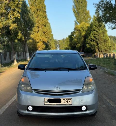 Toyota Prius: 1.5 l 2008 il Hetçbek — 7 600 ₼ · 2008 · 324 600 km · Qazax · Avtomobillər Toyota Prius: 1.5 l 2008 il Hetçbek — Qazax