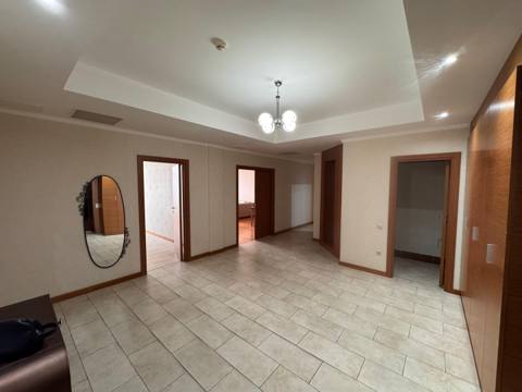 Satılır: 4 otaqlı mənzil, 210 m², 7/19 mərtəbə — Izmir küçəsi — Баку