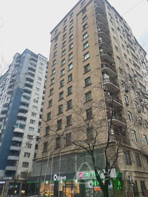 3 otaqlı mənzil, 141 m², Məhəmməd Naxçıvani — Баку