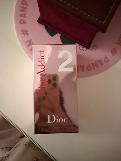 Dior Addict 2 qadın ətri – 50 ml Dior Addict 2 eau de toilette — 100 ₼ · Bakı · Ətir Dior Addict 2 qadın ətri – 50 ml Dior Addict 2 eau de toilette — Bakı