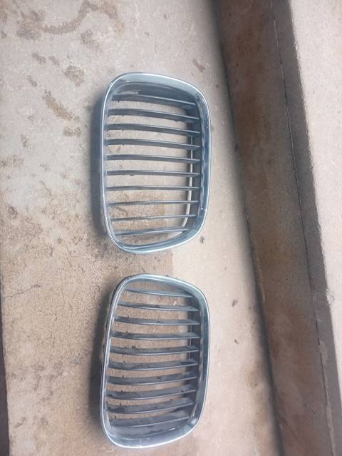 BMW “böyrək” radiator barmaqlıqları (cüt) — Baku