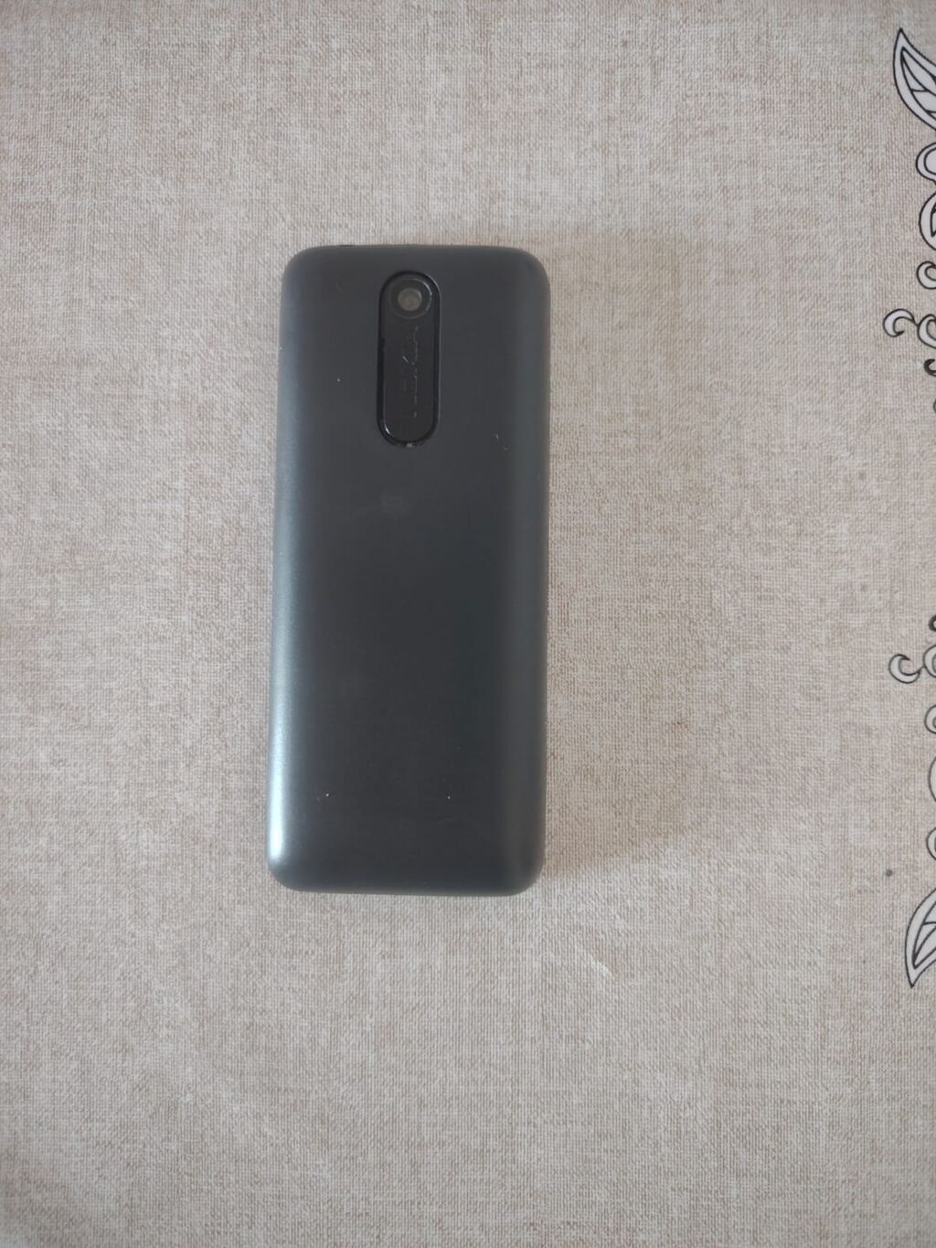 Nokia 8, 2 GB Memory Capacity, rəng - Qara, Düyməli — Nokia, Bakı (2)