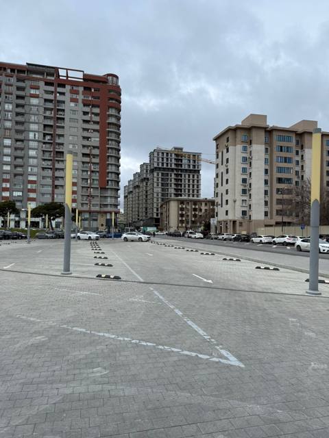 Satılır: 3 otaqlı mənzil, 120 m², 7/16 mərtəbə — Təbriz küçəsi — Бакиханов