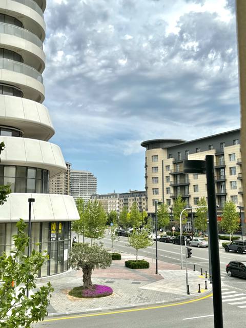 Satılır: 3 otaqlı mənzil, 129 m², 2/8 mərtəbə — Mərkəzi Bulvar küçəsi — Недвижимость