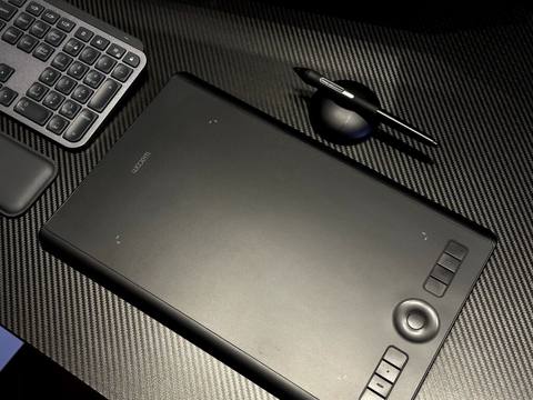 Wacom Intuos Pro Medium (M) qrafik planşeti satılır. Məhsul — 499 ₼ · Baku · Digər planşetlər Wacom Intuos Pro Medium (M) qrafik planşeti satılır. Məhsul — Baku