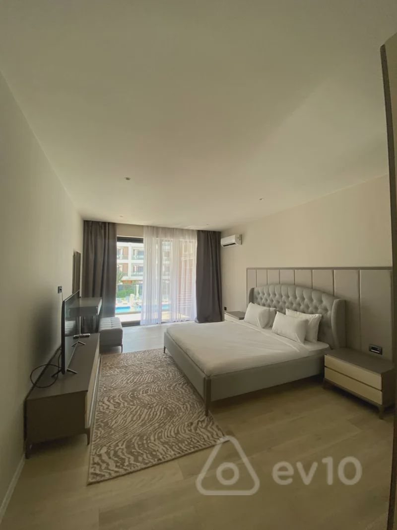 For sale: 3-room apartment (new building), 160 m² — Mənzil, Bakı (7)