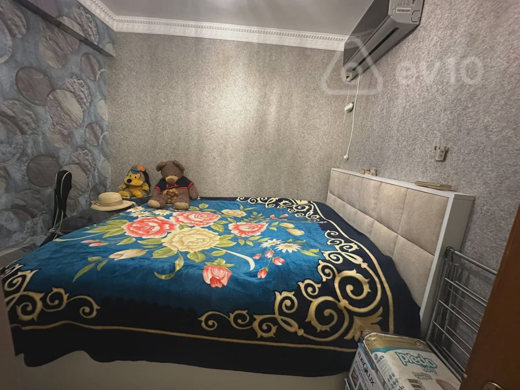 For sale: 2-room apartment (old building), 35 m² — Mənzil, Bakı (8)