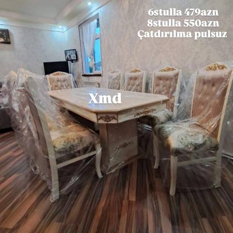Qonaq otağı və yemək zonası üçün klassik üslubda masa-stul dəsti. Dəst — Үстелдер және орындықтар