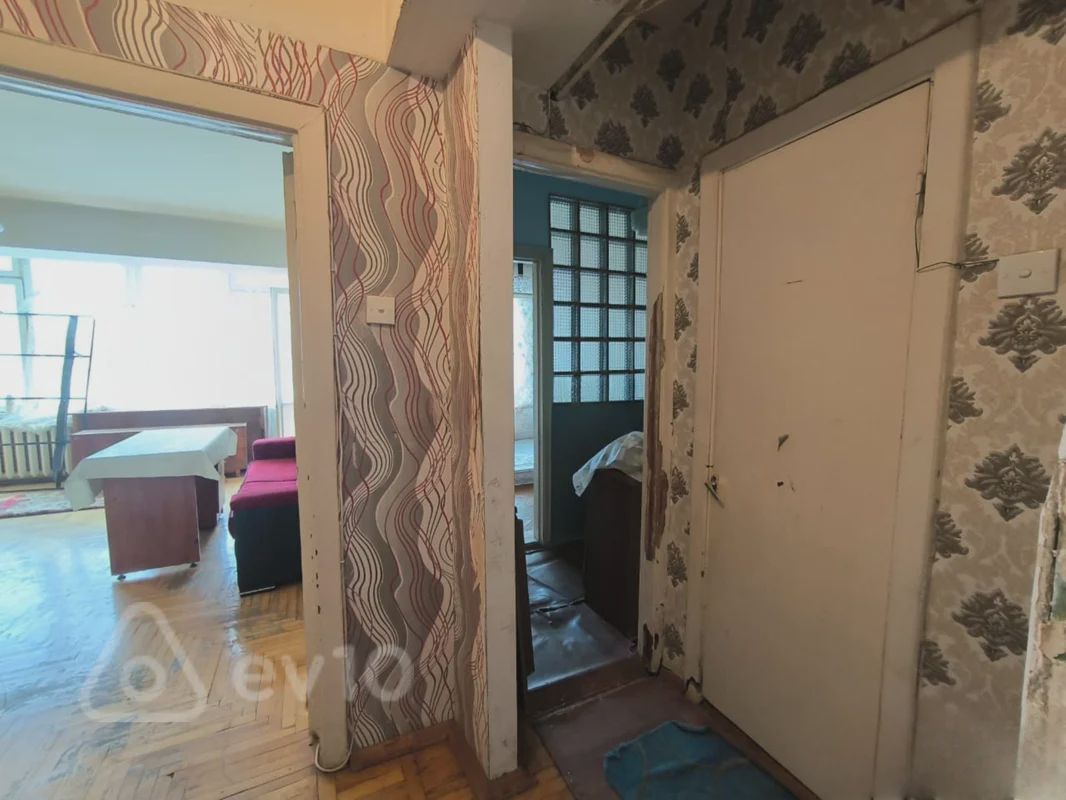 For sale: 1-room apartment (old building), 41 m² — Mənzil, Bakı (8)