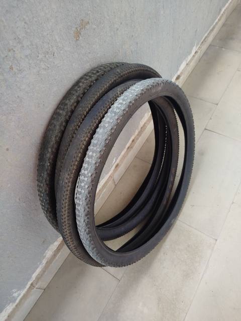 29 Luq Tekerler. en qabagdaki ve en arxadaki tekerlerin teki 6 manat — 20 ₼ · Saray · Şinlər 29 Luq Tekerler. en qabagdaki ve en arxadaki tekerlerin teki 6 manat — Saray