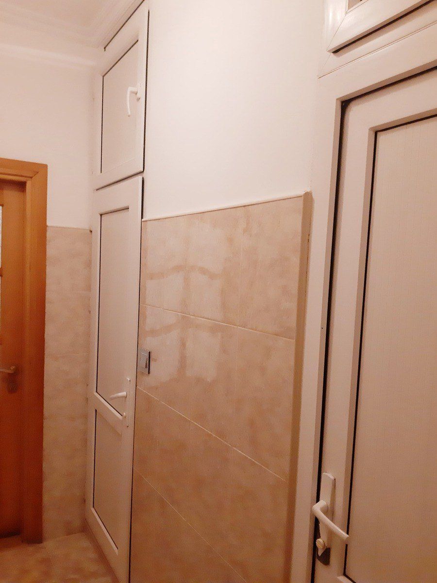 For sale: 2-room apartment (old building), 55 m² — Mənzil, Bakı (5)