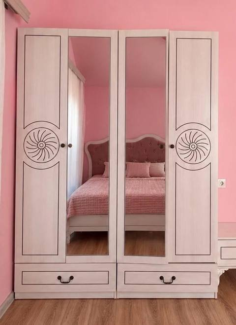 endirim edildi dolab 200 AZN Hundurluk 2.10 eni 1.60 Şkafın — 200 ₼ · Баку · Mebel endirim edildi dolab 200 AZN Hundurluk 2.10 eni 1.60 Şkafın — Баку